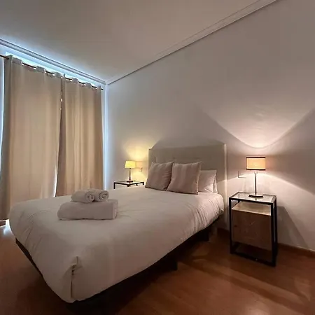 Stunning Apartment In Gran Via For 4 People. S3-2